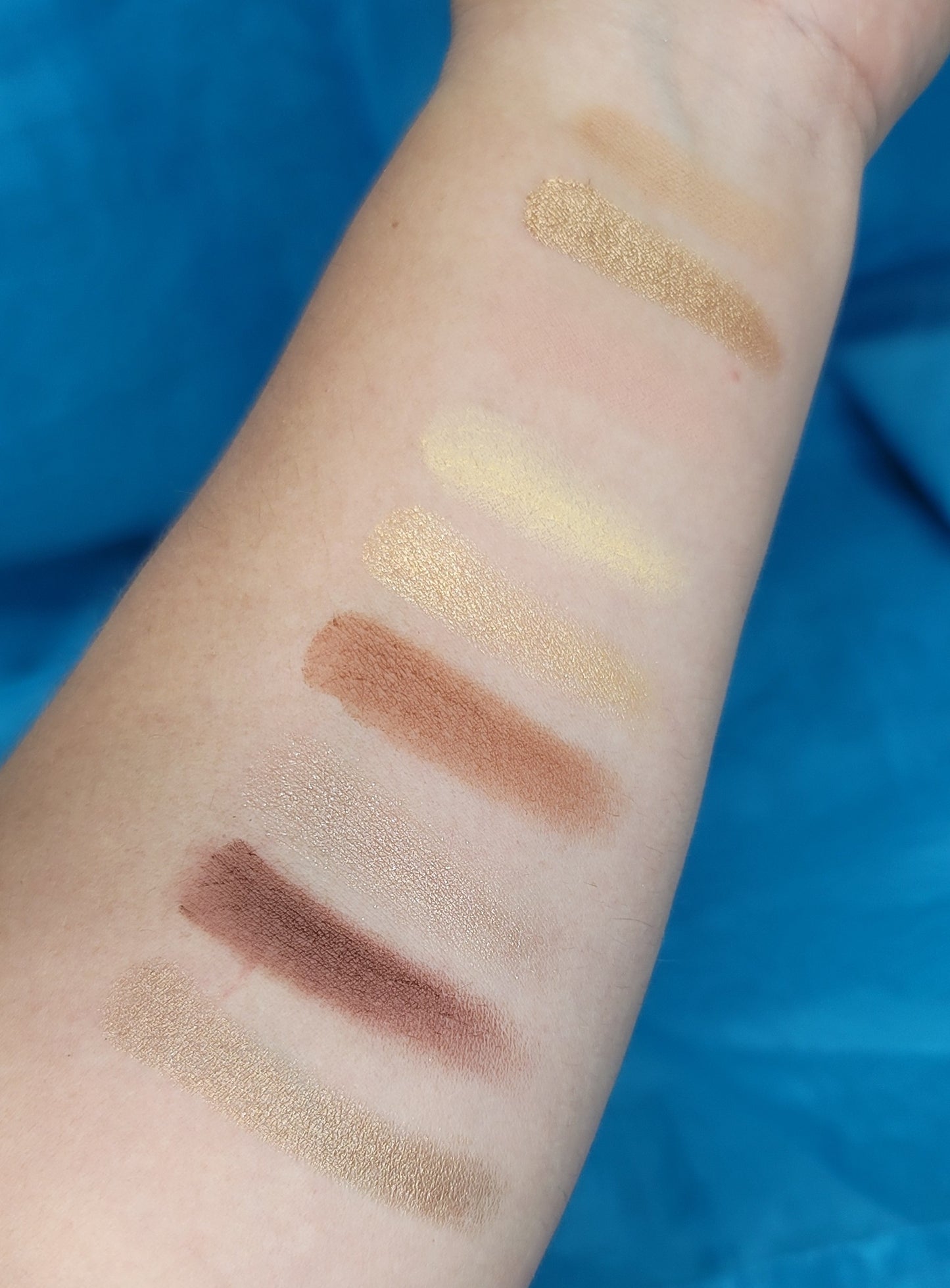 Hootiful Nudes